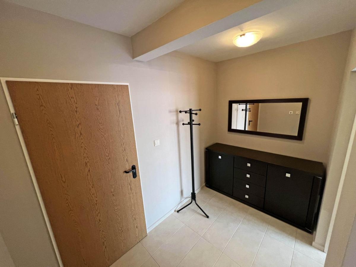 Valemar Apartments Pomorie Buitenkant foto