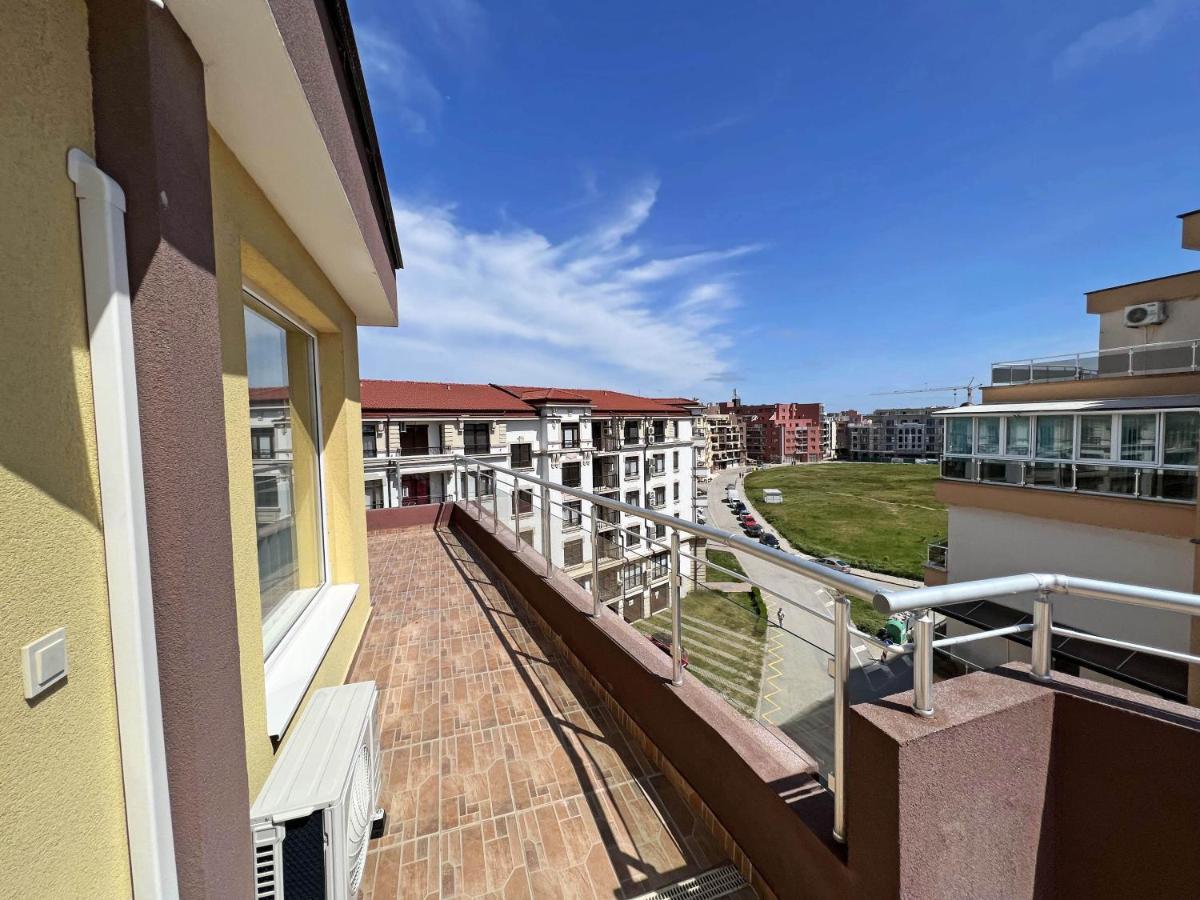 Valemar Apartments Pomorie Buitenkant foto